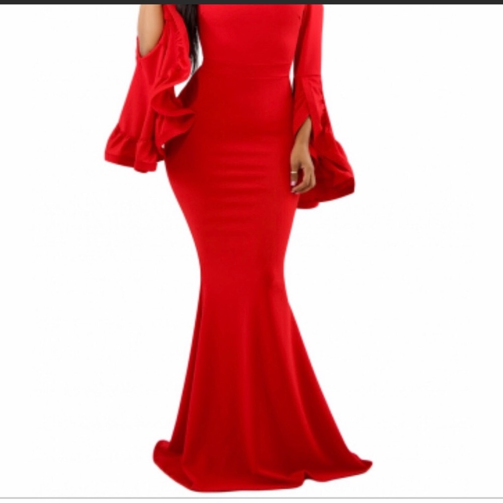 Beautiful sexy bell sleeve dress
